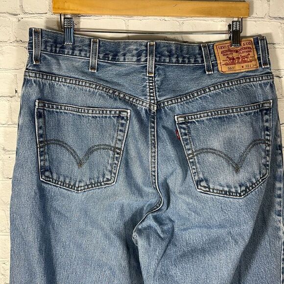 Levi’s 560 Jeans Mens Comfort Fit Denim size W38 x L34 - Picture 4 of 10